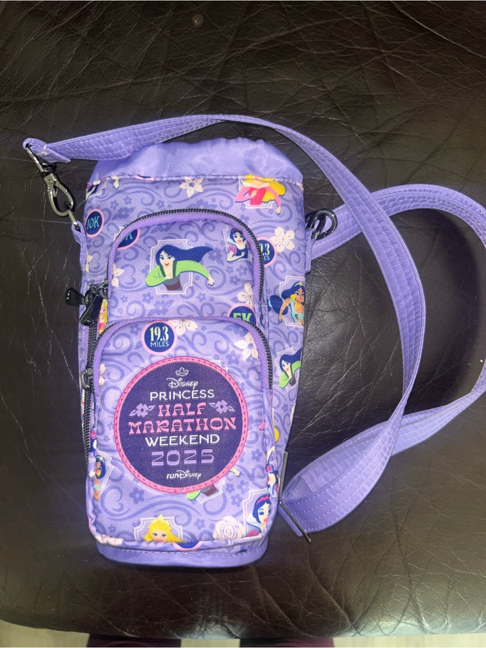 Rundisney princess half marathon lug water bottle holder